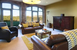 Self catering breaks at Vicarage Barn in Shipston-on-Stour, Warwickshire