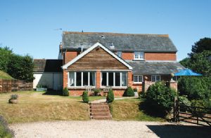 Self catering breaks at Apple Mill in Venn Ottery, Devon