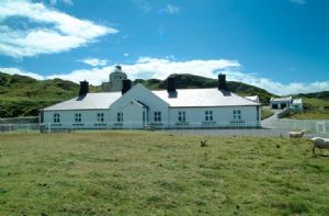 Self catering breaks at Siren in Bull Point Lighthouse, Devon