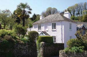 Self catering breaks at Thornwell Cottage in Dittisham, Devon
