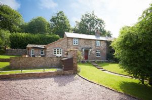 Self catering breaks at 2 The Oaks in Hoarwithy, Herefordshire