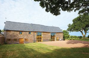 Self catering breaks at Wall Hills Barn in Thornbury, Herefordshire