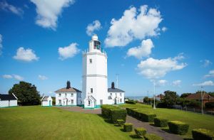 Self catering breaks at Khina Cottage in North Foreland Lighthouse, Kent