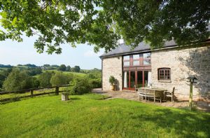 Self catering breaks at Tregaer Mill Barn in Tregare, Monmouthshire