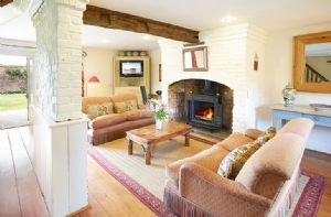 Self catering breaks at Dovecote in Felmingham, Norfolk