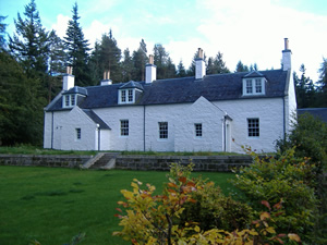 Self catering breaks at Semi-detached Cottage in Corrour, Inverness-shire