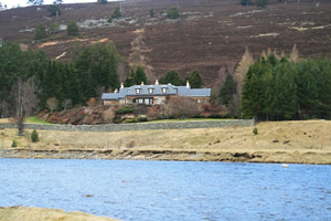 Self catering breaks at Highland Holiday House in Braemar, Aberdeenshire