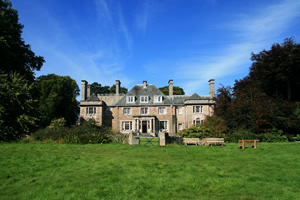 Self catering breaks at Large Country House in Kinloss, Morayshire