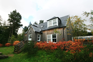 Self catering breaks at Wilderness Holiday House in Corrour, Inverness-shire