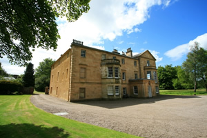 Self catering breaks at Large Country Mansion in Abernethy, Perthshire