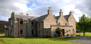 Self catering breaks at Historic Hunting Lodge in Ballater, Aberdeenshire