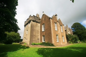 Self catering breaks at Castle With History in Kilmarnock, Ayrshire