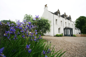 Self catering breaks at Holiday House in a hamlet in Blair Atholl, Perthshire