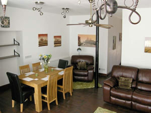Self catering breaks at The Reivers Retreat in Haltwhistle, Northumberland