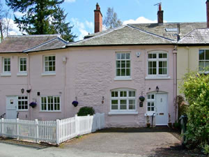 Self catering breaks at East Cottage in Church Stretton, Shropshire