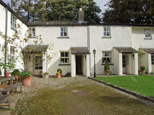 Self catering breaks at Milkmaids Parlour in Cartmel, Cumbria