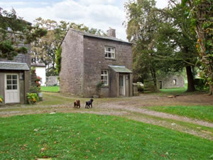 Self catering breaks at The Coach House in Cartmel, Cumbria