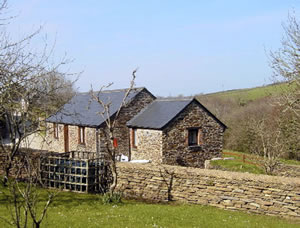 Self catering breaks at Badger Cottage in St Issey, Cornwall