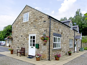Self catering breaks at South Tyne Cottage in Warden, Northumberland