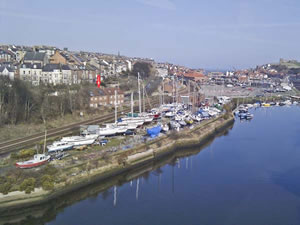 Self catering breaks at Railway Cottage in Whitby, North Yorkshire