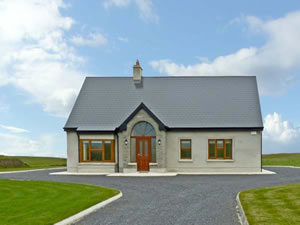Self catering breaks at Trasna na dTonnta in Spanish Point, County Clare