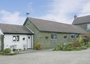 Self catering breaks at Hermitage Cottage in Egton, North Yorkshire