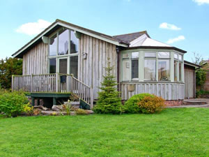 Self catering breaks at Sea View Lodge in Warkworth, Northumberland