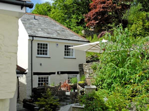 Self catering breaks at Little Warmington in Camelford, Cornwall