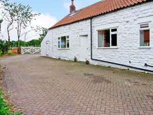 Self catering breaks at Westfield Barn in Scarborough, North Yorkshire