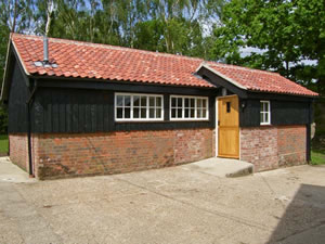 Self catering breaks at The Bull Pen in Eye, Suffolk