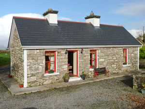 Self catering breaks at Rose Cottage in Kiltimagh, County Mayo