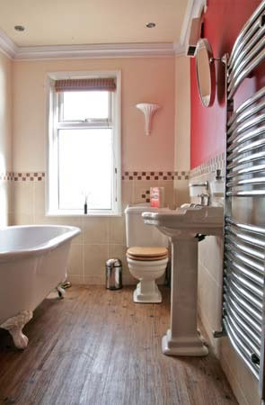 Self catering breaks at 302 Over Lane in Belper, Derbyshire