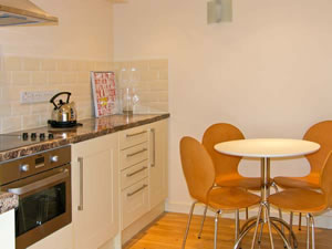 Self catering breaks at The Dairy in Rhes-Y-Cae, Flintshire