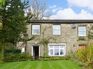 Self catering breaks at Chestnut Cottage in Kettlewell, North Yorkshire