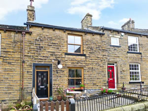 Self catering breaks at Chapel View in Haworth, West Yorkshire