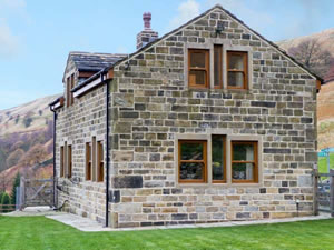 Self catering breaks at Long Lees Farm Cottage in Todmorden, West Yorkshire