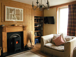Self catering breaks at The Captains Hideaway in Whitby, North Yorkshire