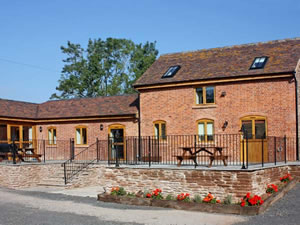 Self catering breaks at The Tack Room in Little Cowarne, Herefordshire