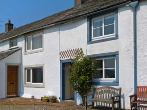 Self catering breaks at Mell Fell Cottage in Penruddock, Cumbria