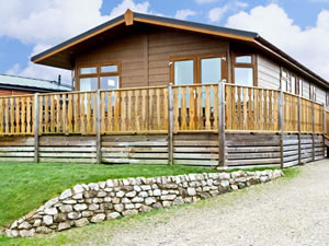 Self catering breaks at Gressingham Twenty Four in South Lakeland Leisure Village, Cumbria