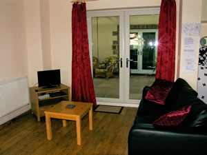 Self catering breaks at Daffodil Cottage in Hornsea, East Yorkshire
