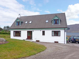 Self catering breaks at Fasgadh in Dundonnell, Ross-shire