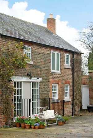 Self catering breaks at Grove Cottage in Thirsk, North Yorkshire