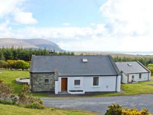 Self catering breaks at Slievemore Cottage in Achill Island, County Mayo