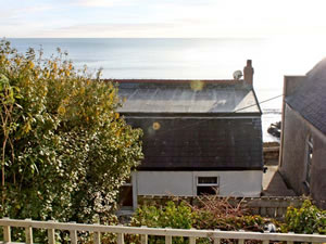 Self catering breaks at Rock Cottage in Amroth, Pembrokeshire