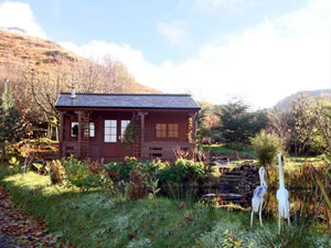 Self catering breaks at The Log Cabin in Oban, Argyll