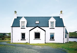 Self catering breaks at 2 and 3 Balmaquein in Balmaquein, Isle of Skye