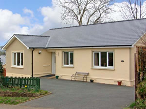 Self catering breaks at Ffynnon Dewi in Narberth, Pembrokeshire