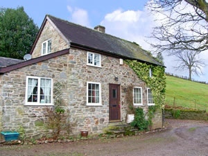 Self catering breaks at Wern Tanglas Cottage in Newcastle-On-Clun, Shropshire