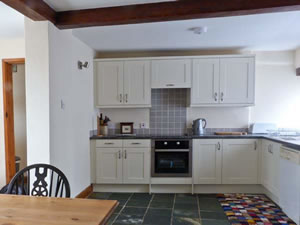Self catering breaks at 16 Horse Market in Kirkby Lonsdale, Cumbria